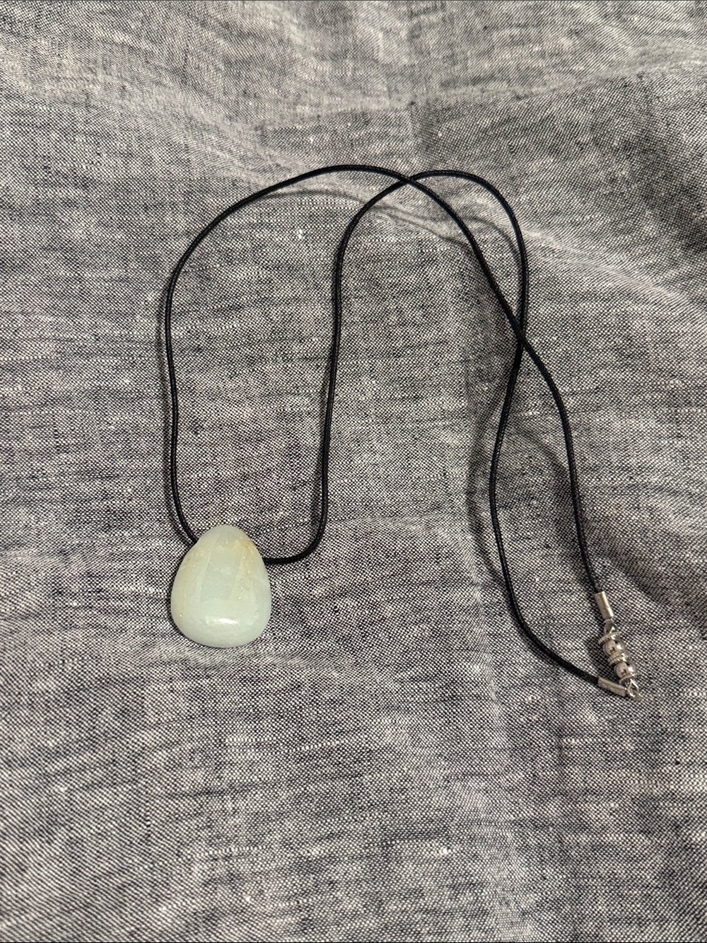 Handcrafted Pale Green Chalcedony Stone Pendant Necklace
